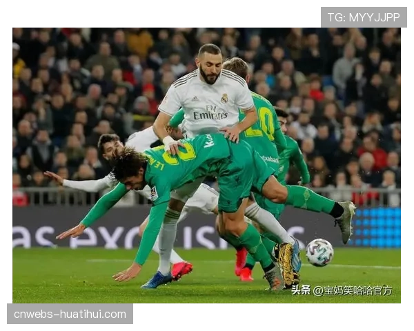 赛后分析:数据显示,本赛季西甲因高位压迫导致的快速反击进球占比达34%